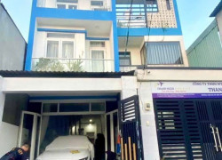 Bán nhà Đẹp Thủ Đức 3 Tầng Giá chỉ nhỉnh 6 Tỷ