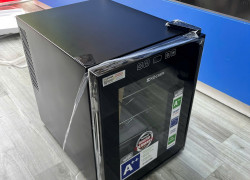 TỦ RƯỢU VANG KOCHER KWEU-1012BPRO - Không Gian Lưu Trữ Đẳng Cấp Cho Những Chai Rượu