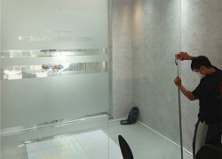 THI CÔNG DECAL DÁN KÍNH CẦN THƠ