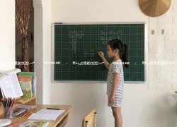 Bảng xanh viết phấn kẻ ô ly tập luyện chữ