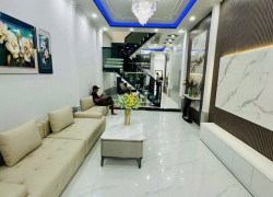 Nhà 2 tầng mới tinh, dọn vào ở ngay tại quận 9