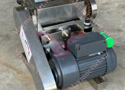 Máy cán thịt - dần thịt tươi chạy điện TBT200 giá rẻ