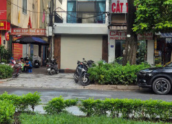 Chính chủ bán nhà mặt phố Nguyễn Cơ Thạch 45mv SĐCC LH:0969148973.