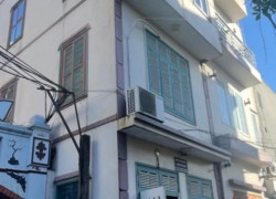 Long Biên 5 tỷ nhà 4 tầng! Nhà dân xây, lô góc ô tô tránh, ngõ thông! Vị trí cực đẹp, gần cầu