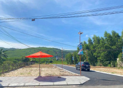 NGAY ĐƯỜNG NHỰA DH8 – GẦN UBND HÒA TIẾN