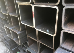 Sắt hộp vuông 200x200x3, 50x50x6,40x40x6,400x400x12