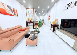 NHÀ ĐẸP GIÁ TỐT – GIÁP QUẬN 11 - 78M² 2 TẦNG - CHỈ 6.9 TỶ