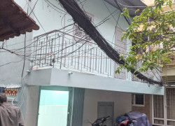 CHO THUÊ NHÀ NGUYÊN CĂN NGUYỄN TẤT THÀNH, P. XÓM CHIẾU (Q.4 CŨ) GIÁ 4 TRIỆU.