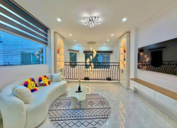 Nhà xinh - View "chill" - Dọn vào ở ngay