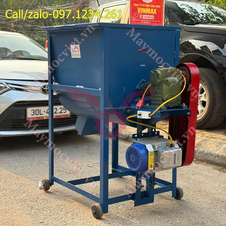 Máy trộn giá thể thức ăn chăn nuôi TVM-50