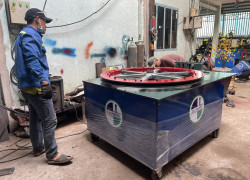 Máy uốn góc