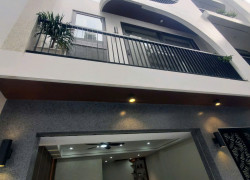 Bán nhà Thạch Bàn,Long Biên 6 tầng,51m,mt5.5m oto đỗ cổng nhỉnh 9 tỷ