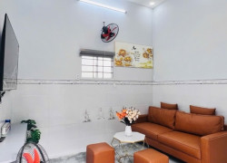 Bán Nhà Xây Mới Đẹp - Sổ Hồng riêng - Đường Huỳnh Tấn Phát.