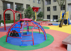 Sản xuất và lắp đặt thiết bị sân chơi tại Việt Nam