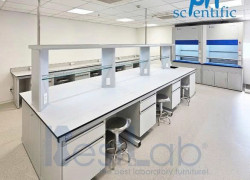 🔬 BÀN THÍ NGHIỆM ĐẠT CHUẨN – NỀN TẢNG CHO MỘT PHÒNG LAB HIỆU QUẢ