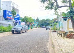 Bán nhà mặt tiền nhựa chính trung tâm đức trọng, lâm đồng