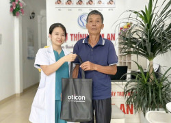 TÔI BIẾT ĐEO MÁY SẼ NGHE RÕ HƠN… NHƯNG TÔI NGẠI VÌ SỢ MỌI NGƯỜI NHÌN THẤY