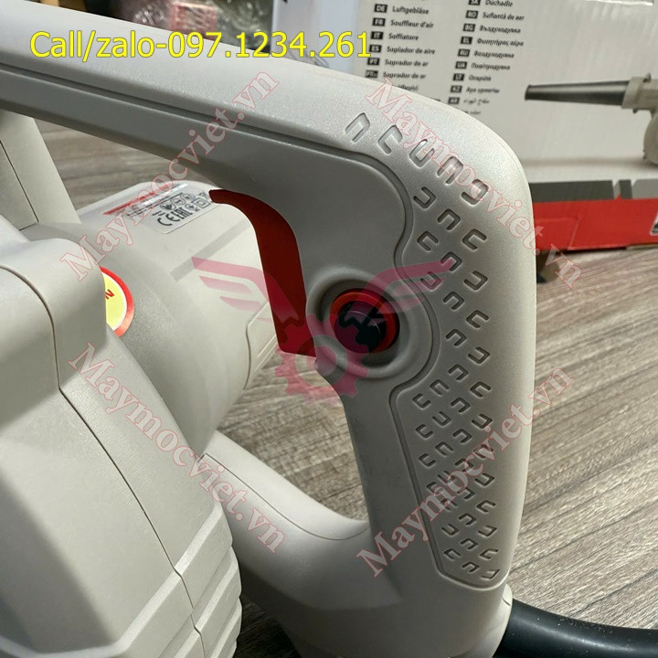 Máy thổi bụi Crown CT17010