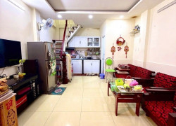 Nhà Cách Mạng Tháng Tám, 3 Lầu-Hẻm xe hơi- giá chỉ 4 tỷ nhỉnh