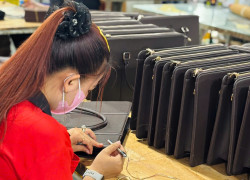 ĐẶT GIA CÔNG QUÀ TẶNG ĐỒ DA TRỰC TIẾP TỪ XƯỞNG – TỐI ƯU CHI PHÍ, ĐẢM BẢO CHẤT LƯỢNG