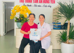 Người thân bạn có hay than phiền ù tai hay nghe không rõ không?