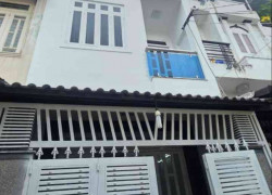 Nhà Phú Thọ Hòa, Tân Phú, 60m², 4 tầng, 5PN, tiện ở và cho thuê, giá chỉ 6.7 tỷ.