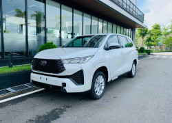 Dịch vụ cho thuê xe ô tô hợp đồng , xe đưa đón chuyên gia tại Hải Phòng
