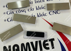 Cung cấp pin cài khắc logo - Nhận diện thương hiệu chuyên nghiệp