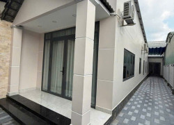 Chủ Ngộp Giảm Sâu Căn 174m² Ngay Trục Đường Lớn Đông Hòa, Tặng Full Nội Thất Xịn - 7.6 Tỷ (TL)
