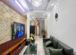 CHÍNH CHỦ CHO HỘ GIA ĐÌNH THUÊ NHÀ NGUYÊN CĂN 5 TẦNG MỚI XÂY – NGÕ 72 TÔN THẤT TÙNG, KHƯƠNG THƯỢNG, ĐỐNG ĐA, HÀ NỘI