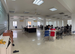 Chỉ còn 1 sàn duy nhất! Cho thuê văn phòng góc 2 mặt tiền ,view siêu đẹp tại Tân Bình