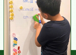 BẢNG FLIPCHART TỪ HÀN QUỐC VIẾT BÚT LÔNG CHÂN INOX TẠI HCM