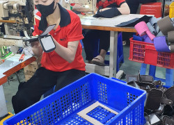XƯỞNG GIA CÔNG QUÀ TẶNG ĐỒ DA CHO ĐƠN VỊ SỰ KIỆN CẦN MẪU RIÊNG