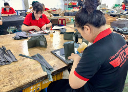 XƯỞNG GIA CÔNG ĐỒ DA CHO LOCAL BRAND CẦN PHÁT TRIỂN MẪU RIÊNG