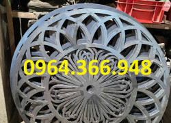 Mâm mái kính CNC trang trí mặt tiền nhà phố và biệt thự