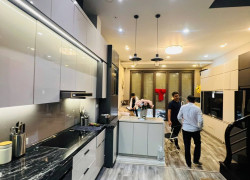 KHU VÍP - TRUNG KÍNH – Ô TÔ ĐỖ CỬA – 2 MẶT THOÁNG VĨNH VIỄN