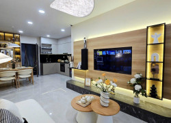 VINCOM THÌ KHÔNG THỂ DỜI – CÒN QUỸ ĐẤT BÊN CẠNH THÌ NGÀY CÀNG ÍT