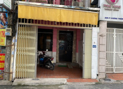 Chính chủ cho thuê nhà DT 12 m2 mặt phố Khương Thượng, tiện KD, gần chợ, trường ĐH Thủy lợi, mầm non