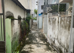 Bán căn nhà hẻm khu Hòn Chồng, phường Bắc Nha Trang, 225m2 giá 60tr/m2