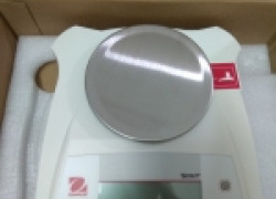 Cân điện tử SPX222 Ohaus USA, cân kỹ thuật SPX, cân Ohaus SPX