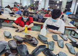 Bỏ sỉ dép da nam nhiều chất liệu, hỗ trợ đổi mẫu bán chậm