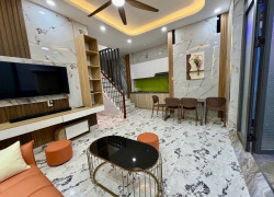 Bán nhà Âu Cơ, Tân Bình, vài bước ra mặt tiền đường, khu hẻm an ninh, 40m2, nhỉnh 4 tỷ