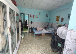 Bán gấp nhà về quê, mới xây đường gần được năm