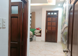 Bán gấp Mặt tiền Nguyễn Khuyến, Phường 12, Bình Thạnh, 4 tầng, kinh doanh, xe hơi trong nhà, chỉ 15,6 tỷ.