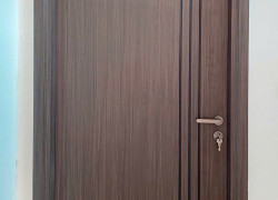 cửa thép vân gỗ – khi nét đẹp tự nhiên gặp chất liệu hiện đại