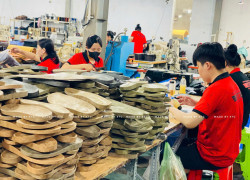 Nguồn hàng dép da giá sỉ đa dạng mẫu cho người mới kinh doanh