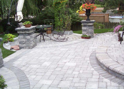 Đá ghi sáng quay mẻ – Mộc mạc, tự nhiên cho sân vườn và cảnh quan