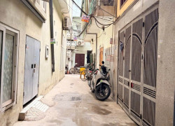Bán nhà riêng Giáp Nhị, Hoàng Mai dưới 6.3 tỷ. 35m2 x 5T Ngõ nông ô tô gần