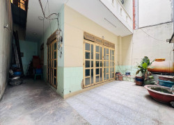 D2967* NHÀ 4T vuông vức 200M2 THỐNG NHẤT - GIÁ 12.X TỶ