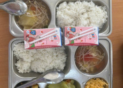 Tuyển nhân viên, tạp vụ, sơ chế, đóng gói chia suất ăn HS